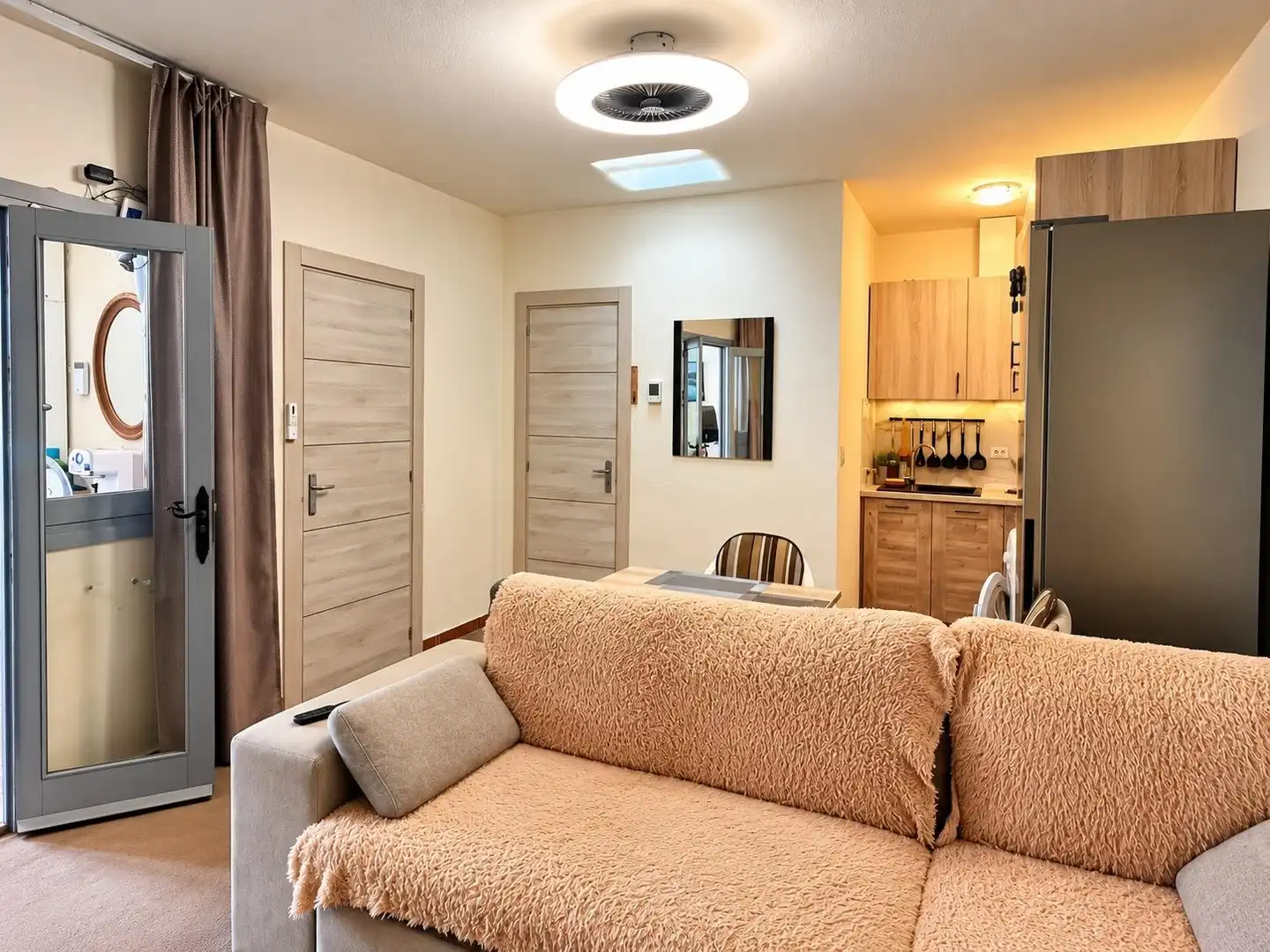 Sala de estar de Casa o chalet en venta en Torrevieja con Aire acondicionado, Jardín privado y Amueblado