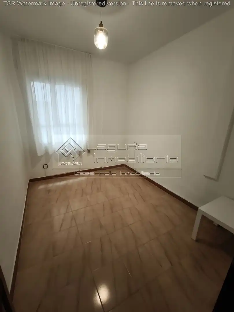 Habitación de Piso en venta en Cádiz