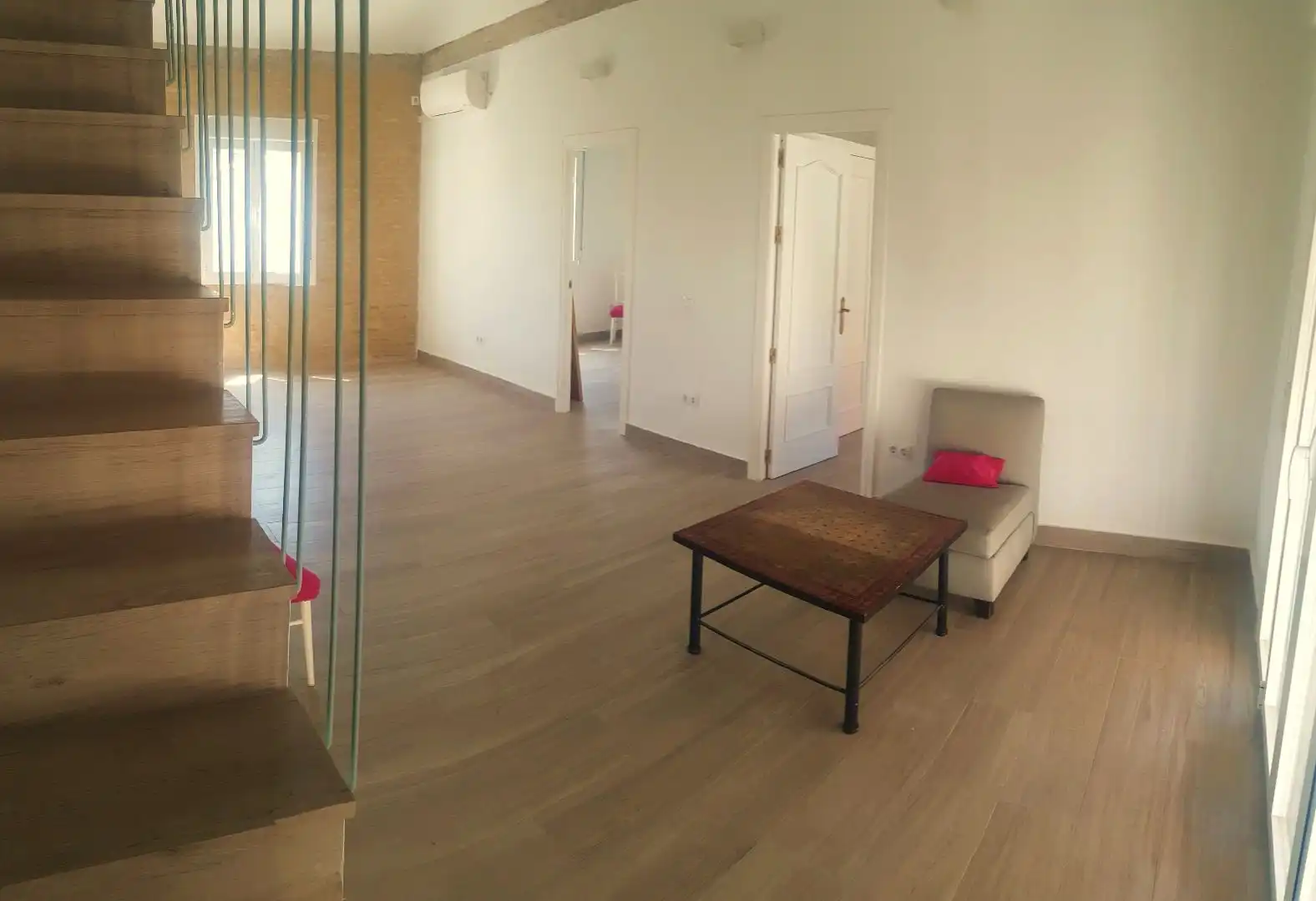 Wohnzimmer von Wohnung zur Miete in Sevilla mit Klimaanlage, Heizung und Parkett