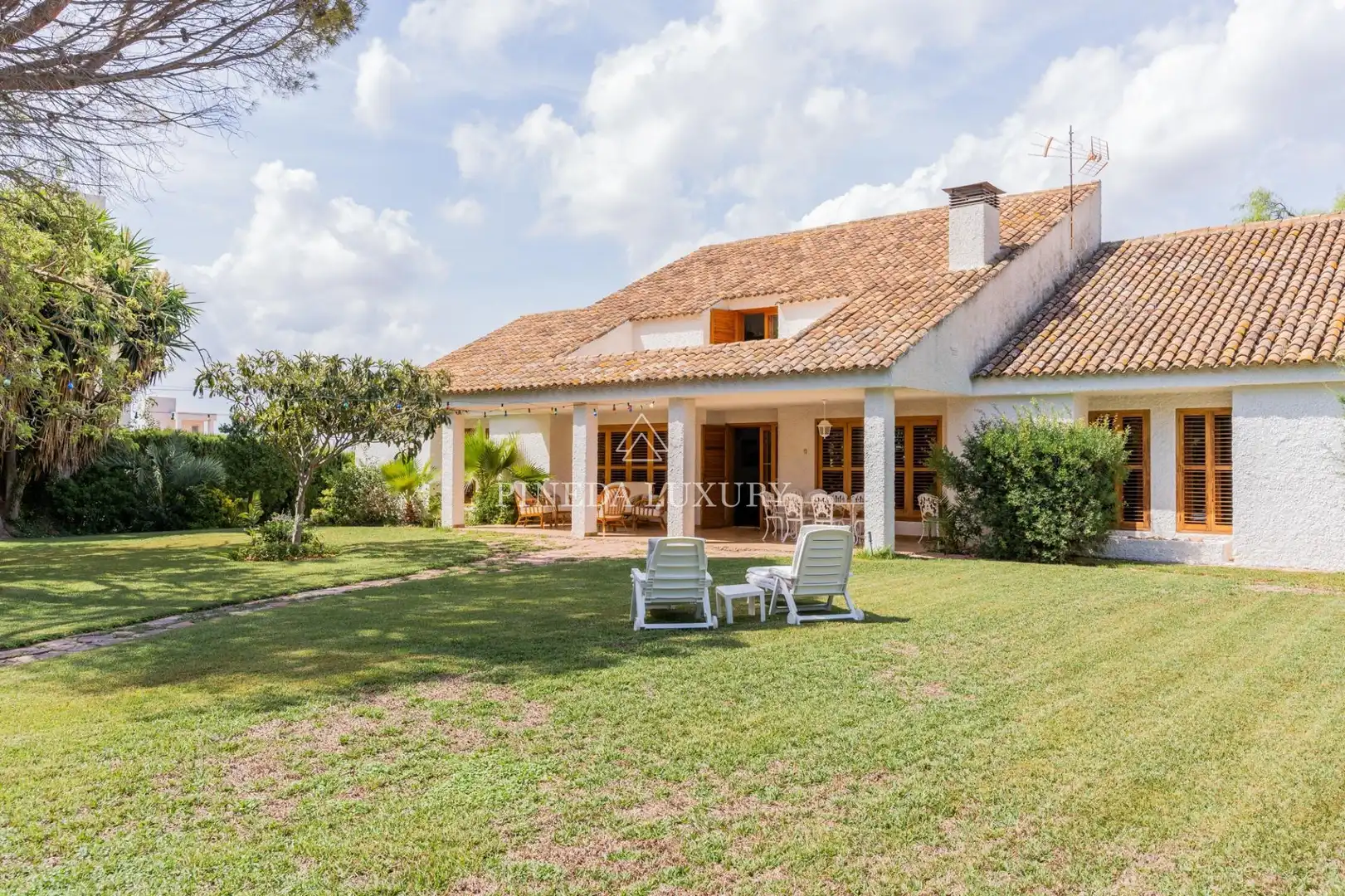 Casa o xalet en venda a Calle CAMP DE MORVEDRE, Alfinach - Los Monasterios