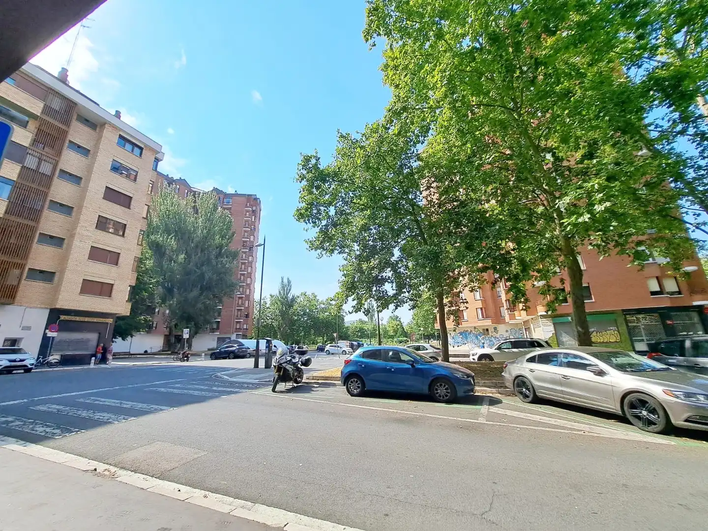 Vista exterior de Pis en venda en Vitoria - Gasteiz amb Calefacció, Parquet i Terrassa