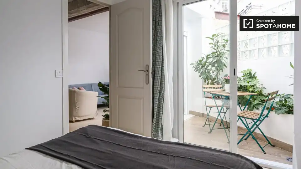 Habitació a Nou Moles