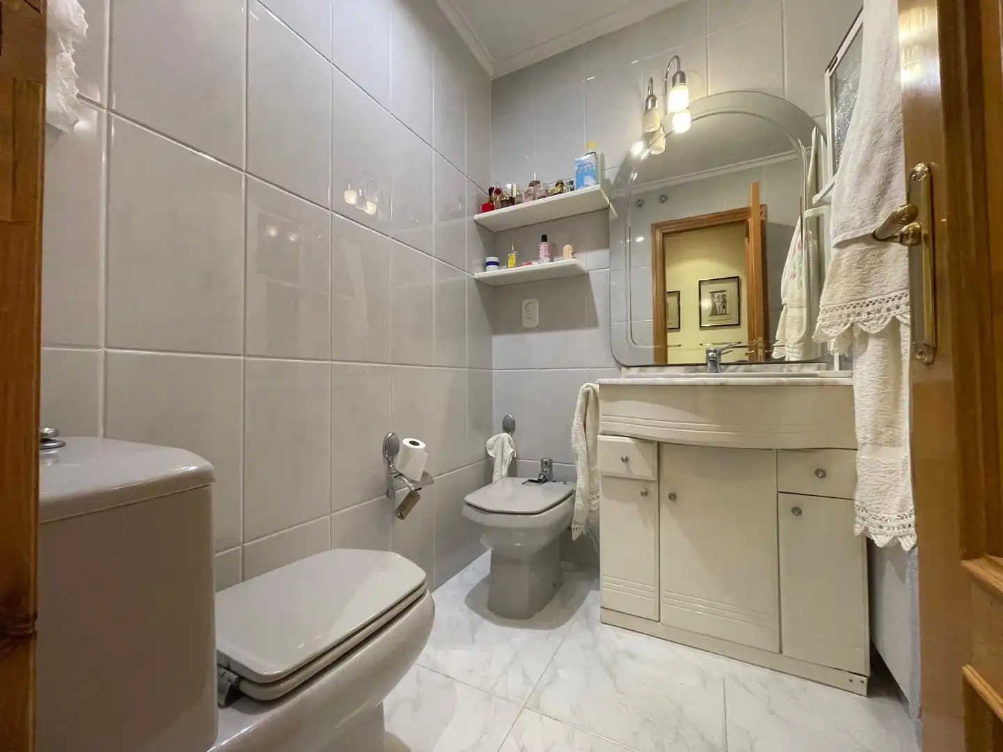 Baño de Piso en venta en Ponferrada con Calefacción, Terraza y Trastero