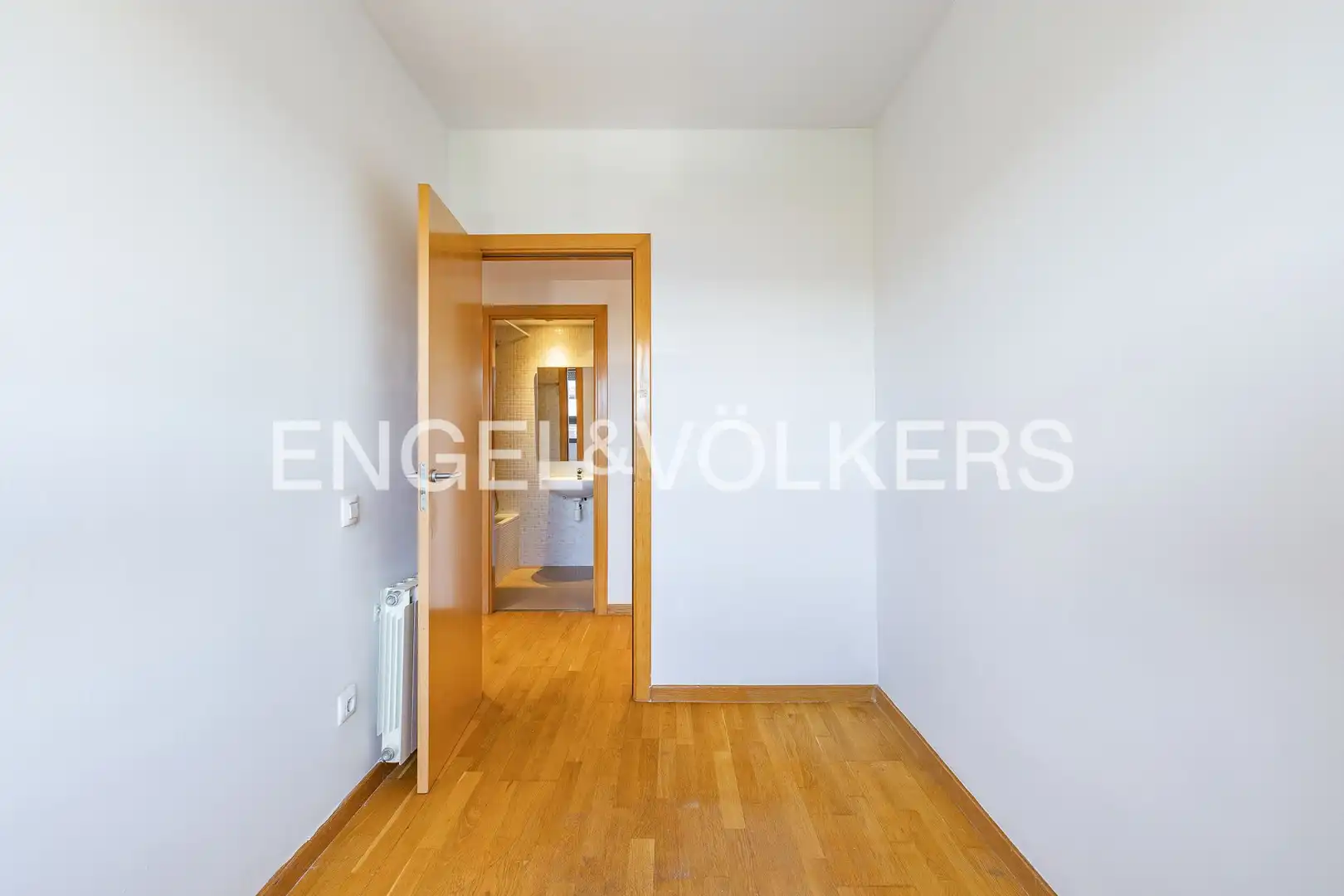 Flat for sale in Sant Cugat del Vallès  with Heating, Private garden and Parquet flooring