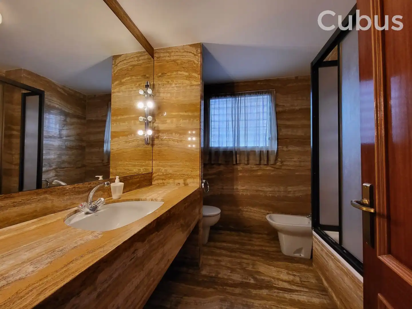 Bathroom of Flat for sale in Olot  with Heating, Terrace and Balcony