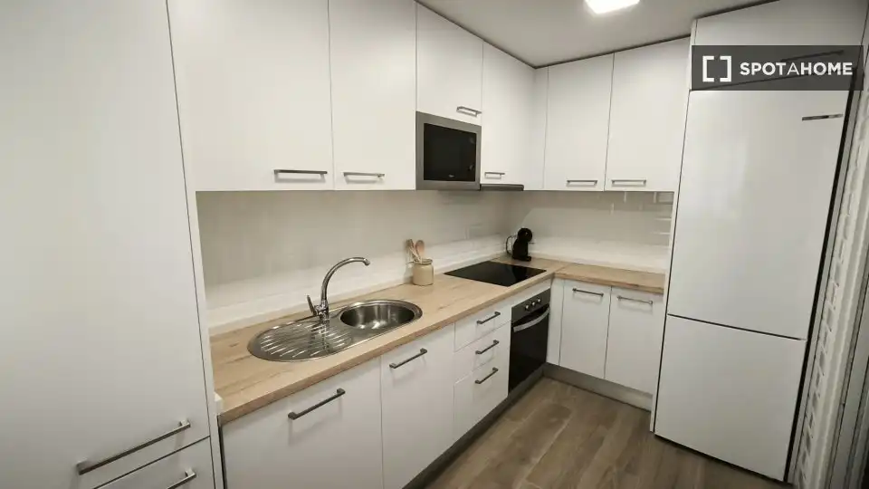 Cocina de Apartamento para compartir en Chipiona con Aire acondicionado, Terraza y Amueblado