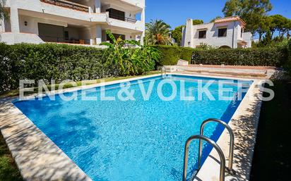 Piscina de Apartament en venda en Alcalà de Xivert amb Terrassa i Piscina