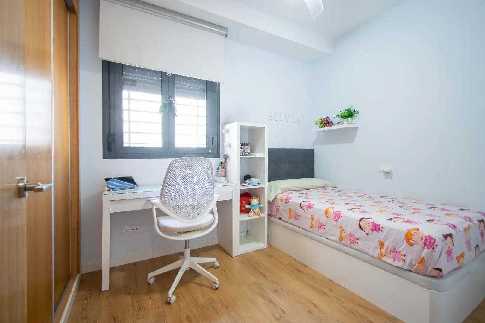 Habitación de Piso en venta en Sevilla con Aire acondicionado, Calefacción y Terraza