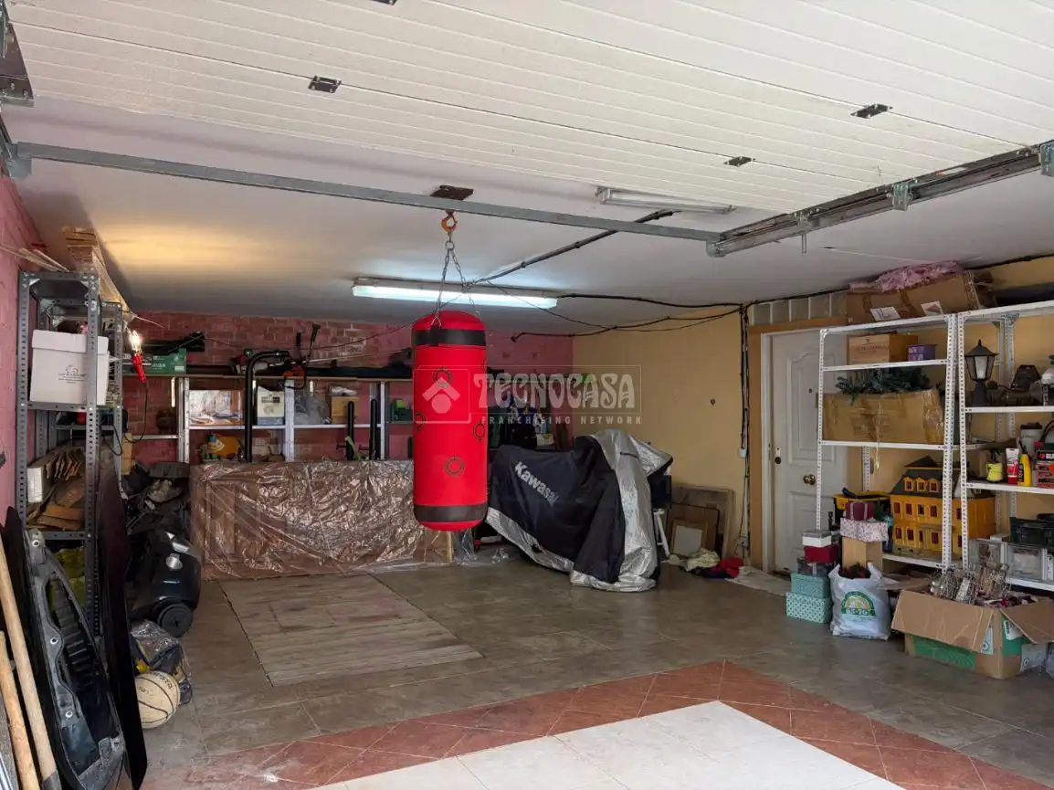 Houses for sale in Valdetorres de Jarama  with Heating, Private garden and Swimming Pool