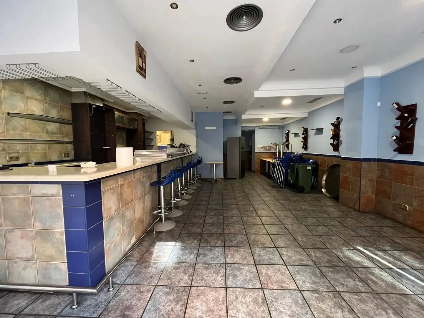 Local comercial en venta en Pueblo - Urbanizaciones, imagen 4