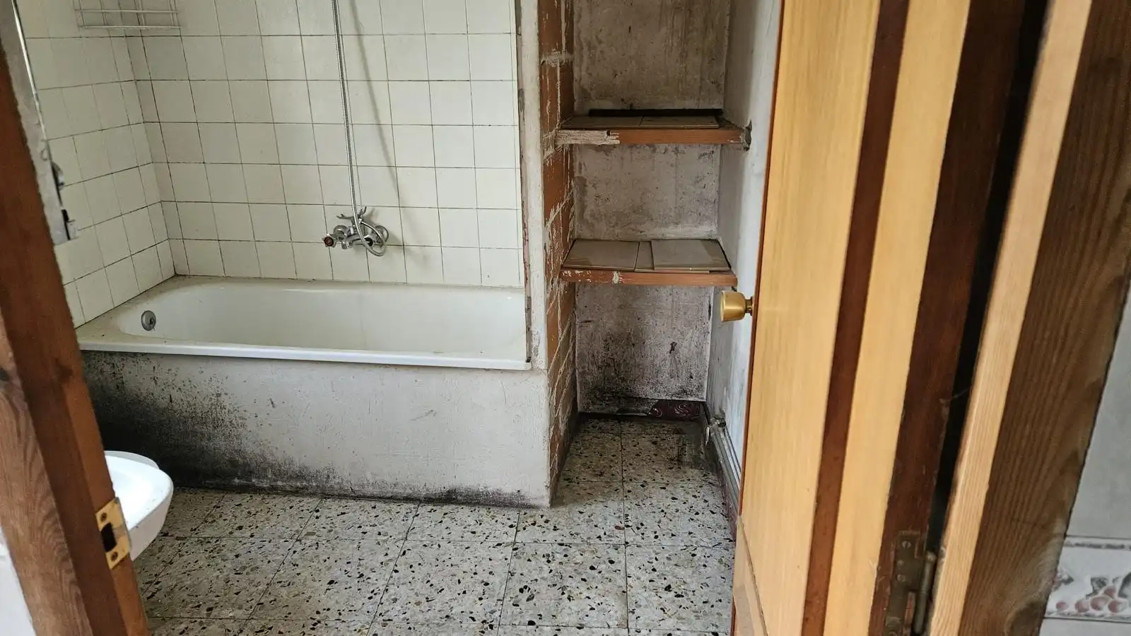 Baño de Casa o chalet en venta en Becilla de Valderaduey con Terraza y Balcón