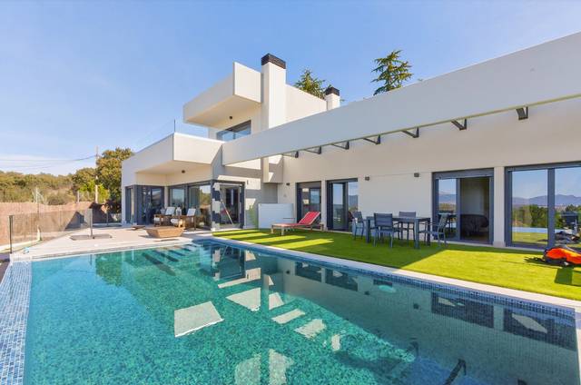 Casa-chalet en Venta en La Berzosilla