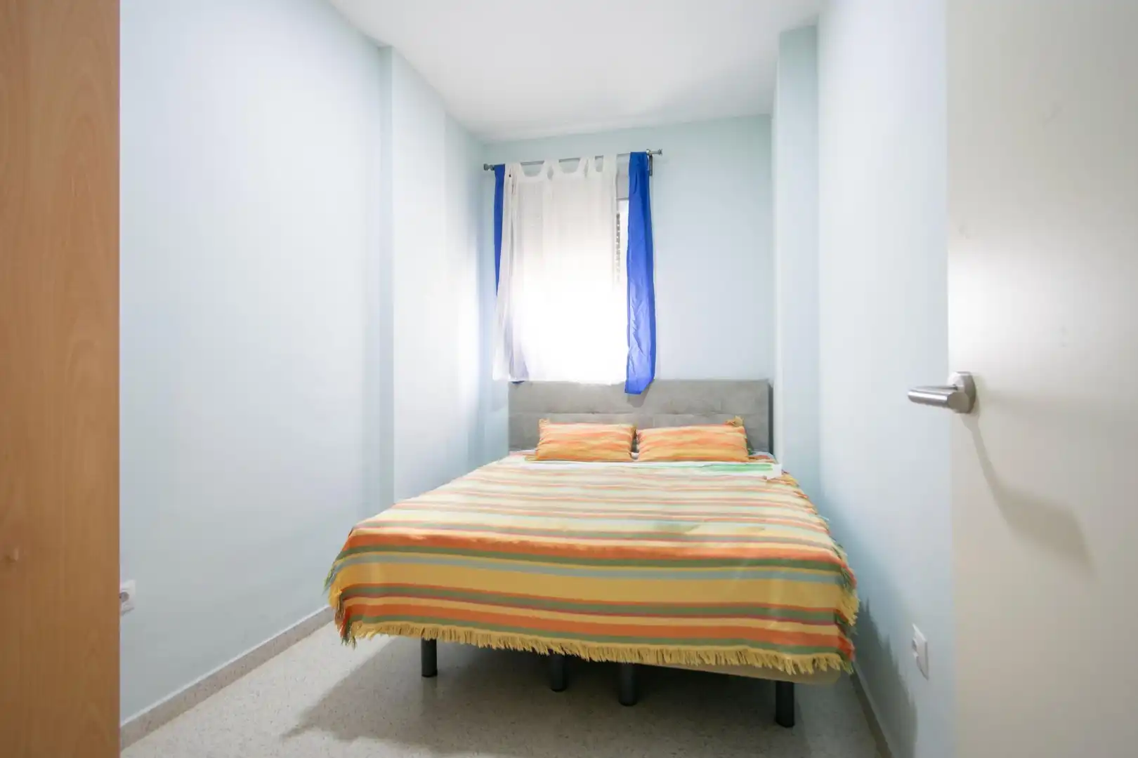 Habitación de Dúplex en venta en Este - Alcosa- Torreblanca