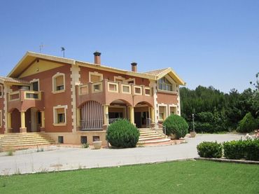 Casa en venda a Yecla