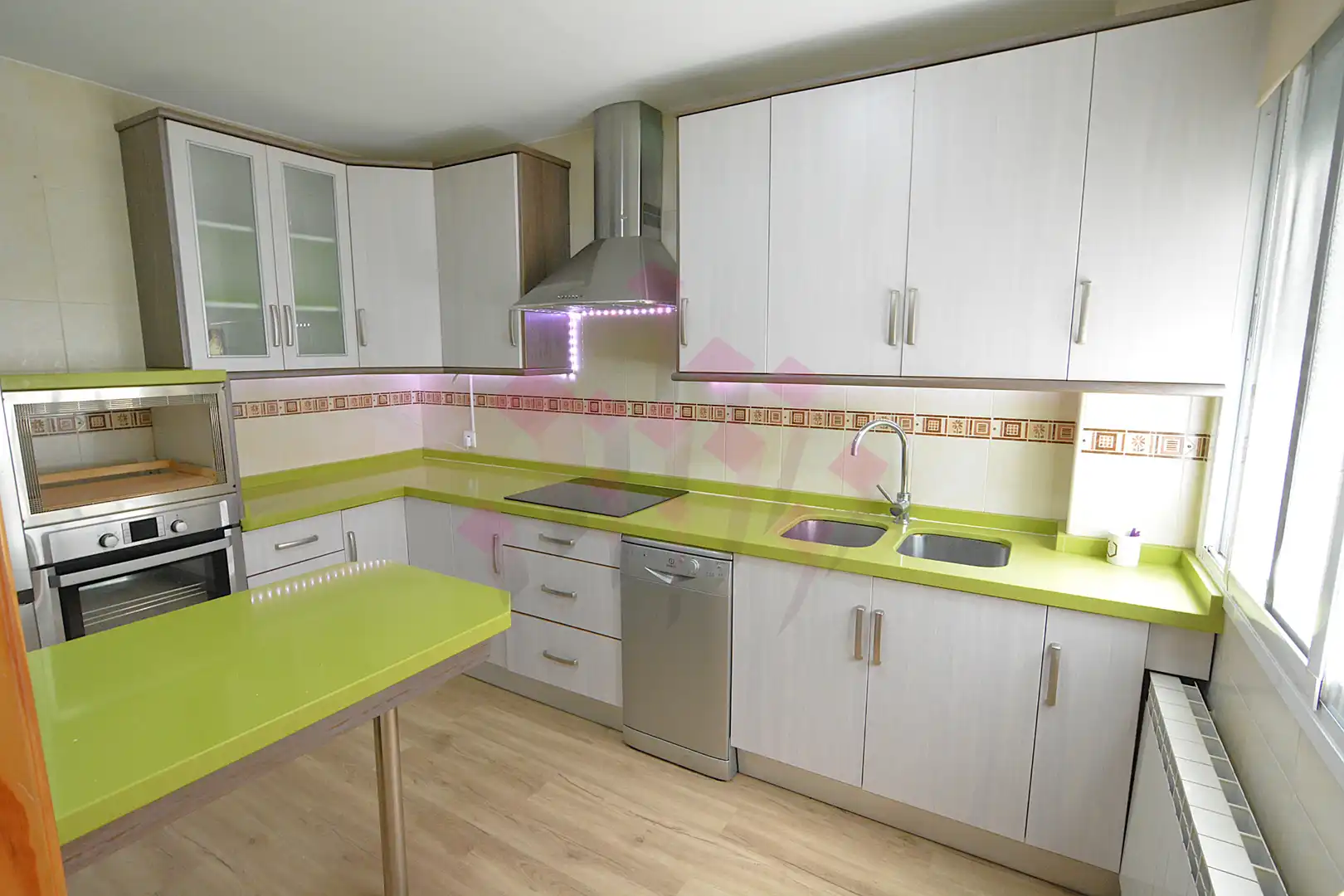 Cuina de Dúplex en venda en Miguelturra amb Aire condicionat, Calefacció i Terrassa