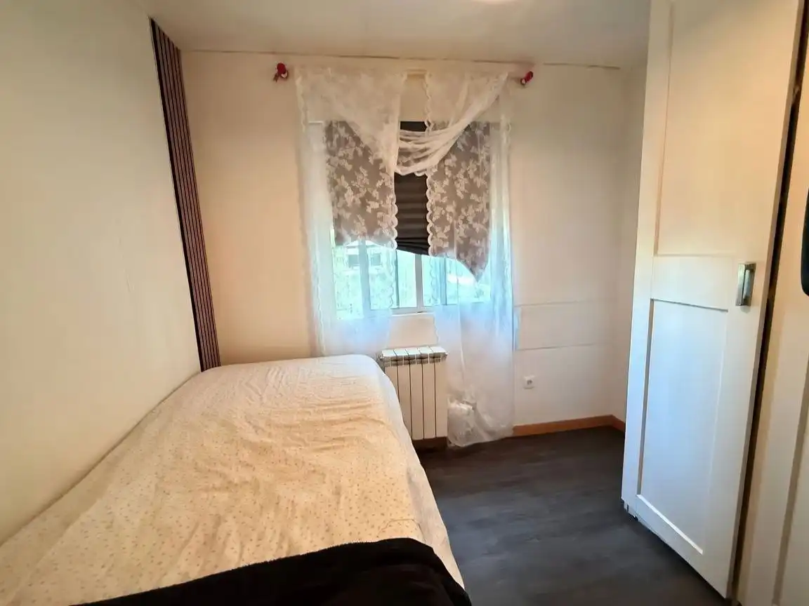 Dormitori de Pis en venda en Alcalá de Henares amb Aire condicionat i Terrassa
