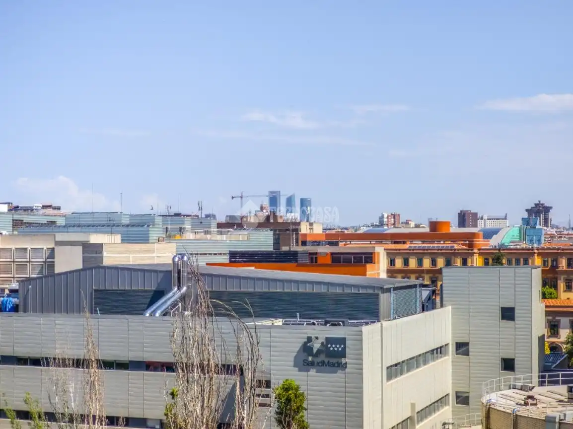 Vista exterior de Piso de alquiler en Madrid con Aire acondicionado