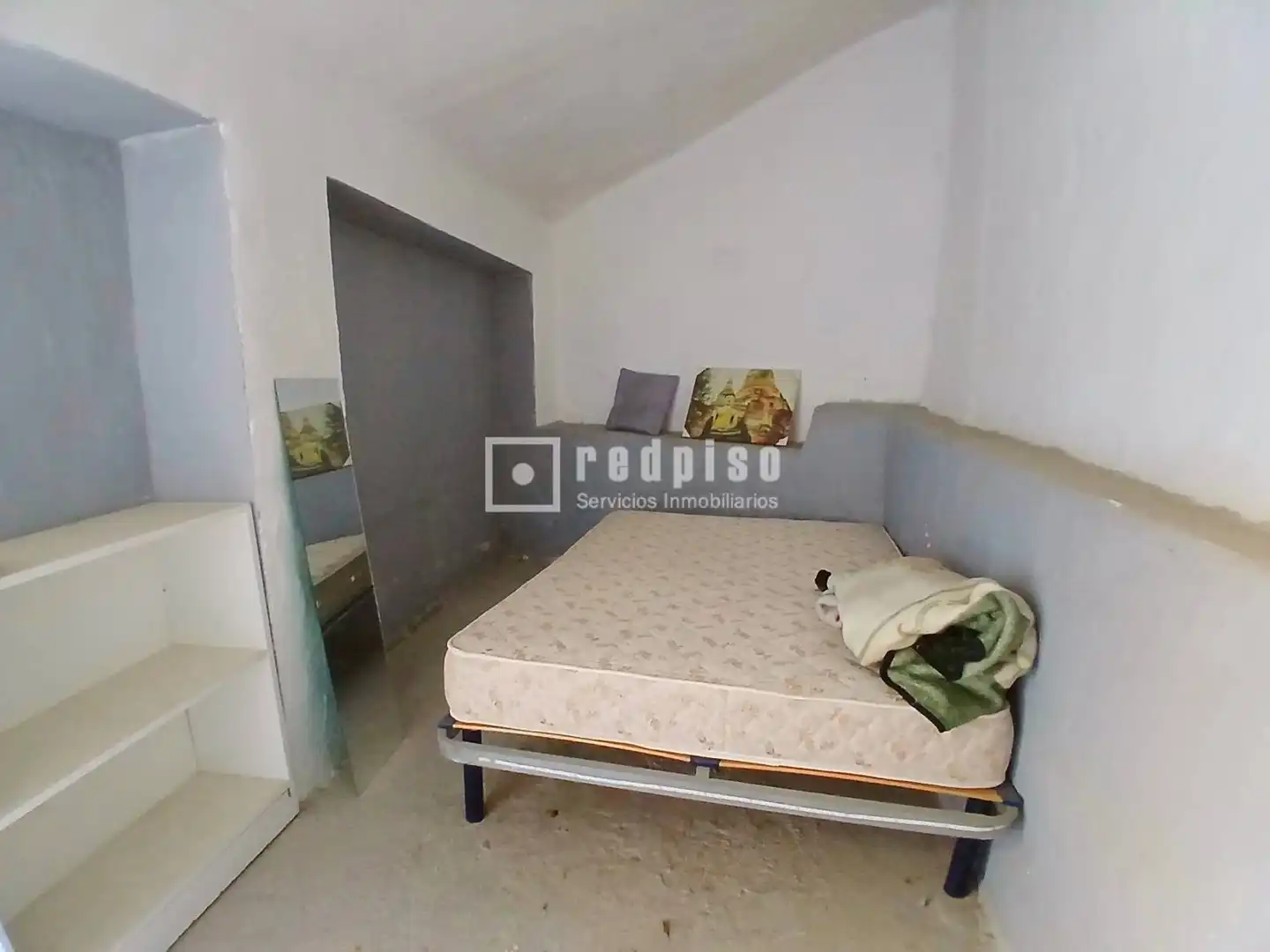 Dormitori de Casa o xalet en venda en Riogordo amb Calefacció, Terrassa i Traster