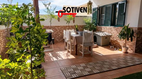Foto 2 de Casa adosada en venta en Casco Urbano, Adeje
