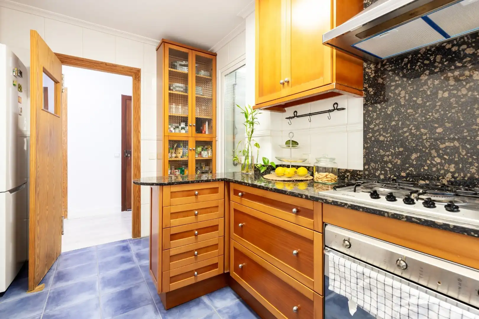 Cocina de Planta baja en venta en Calvià con Aire acondicionado, Calefacción y Jardín privado