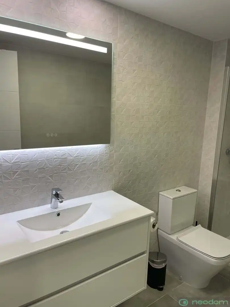 Badezimmer von Wohnung zur Miete in Finestrat