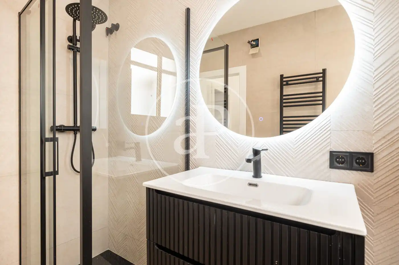 Baño de Piso en venta en Barcelona con Aire acondicionado, Calefacción y Balcón