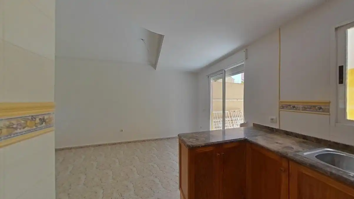 Casa adosada en venda a C/ Fluorita, Residencial Lomas de Cabo Roig , La Regia