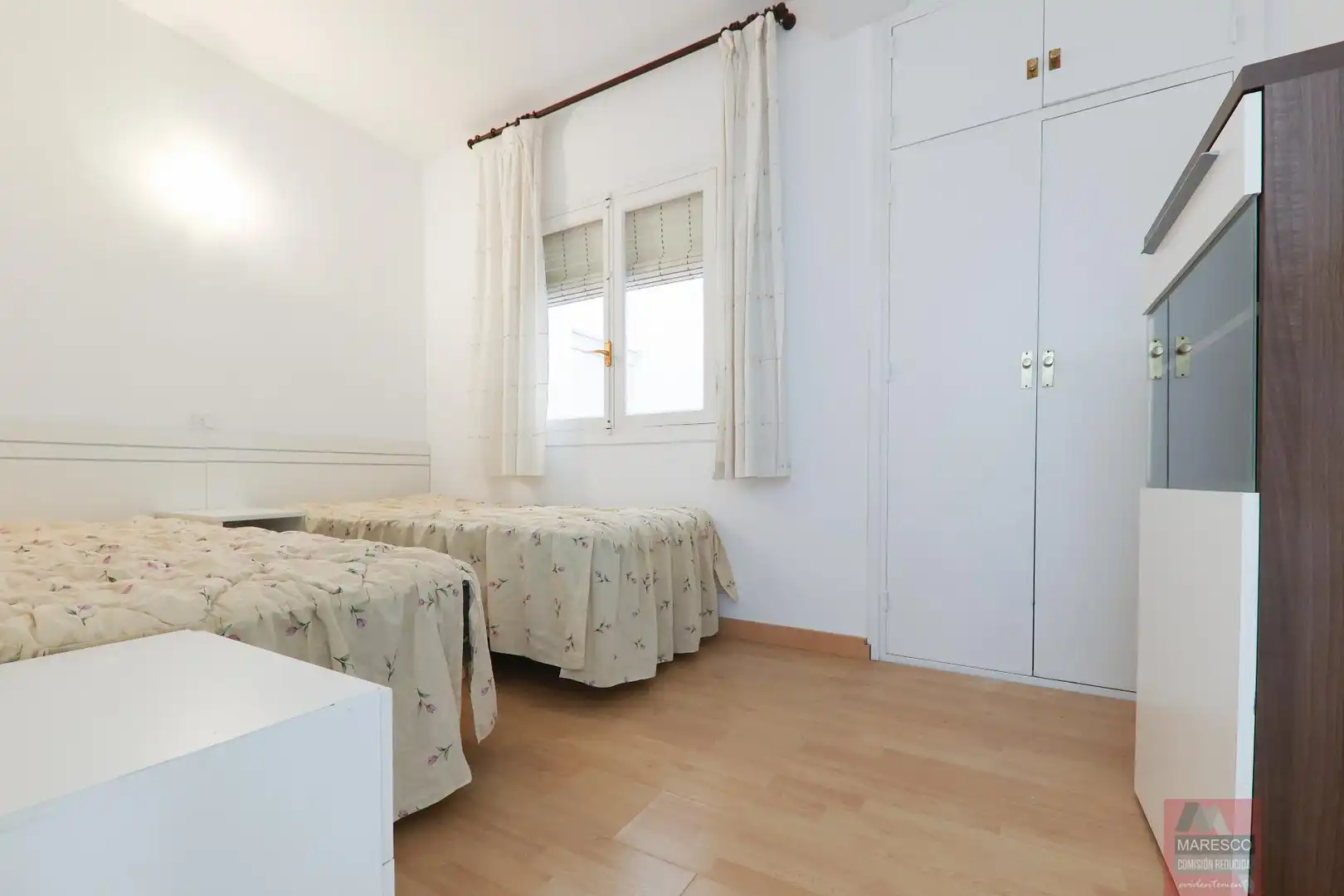 Bedroom of Flat for sale in Fuengirola  with Air Conditioner, Terrace and Balcony