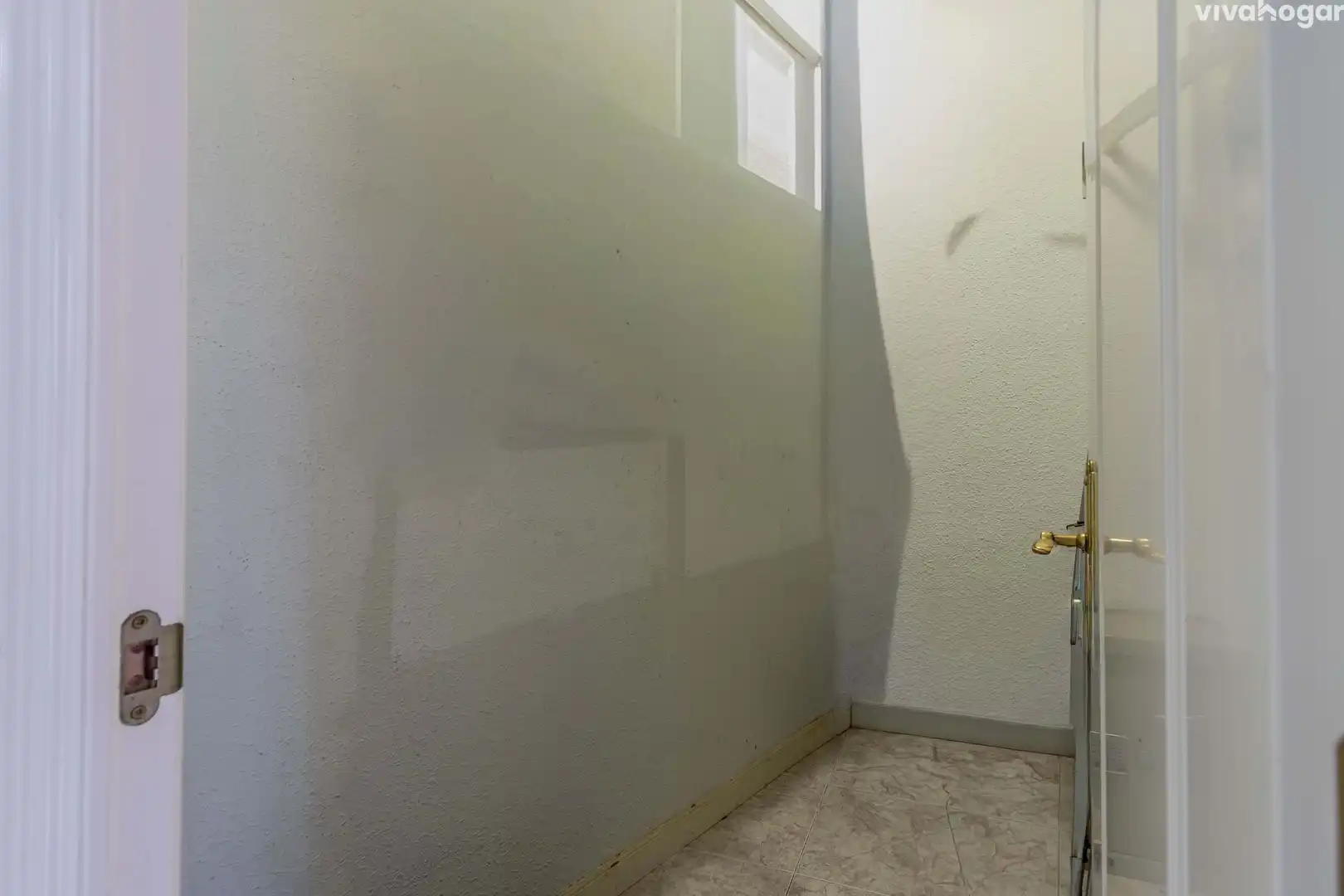 Flat with terrace for sale in Vicente Espinel, imagen 9