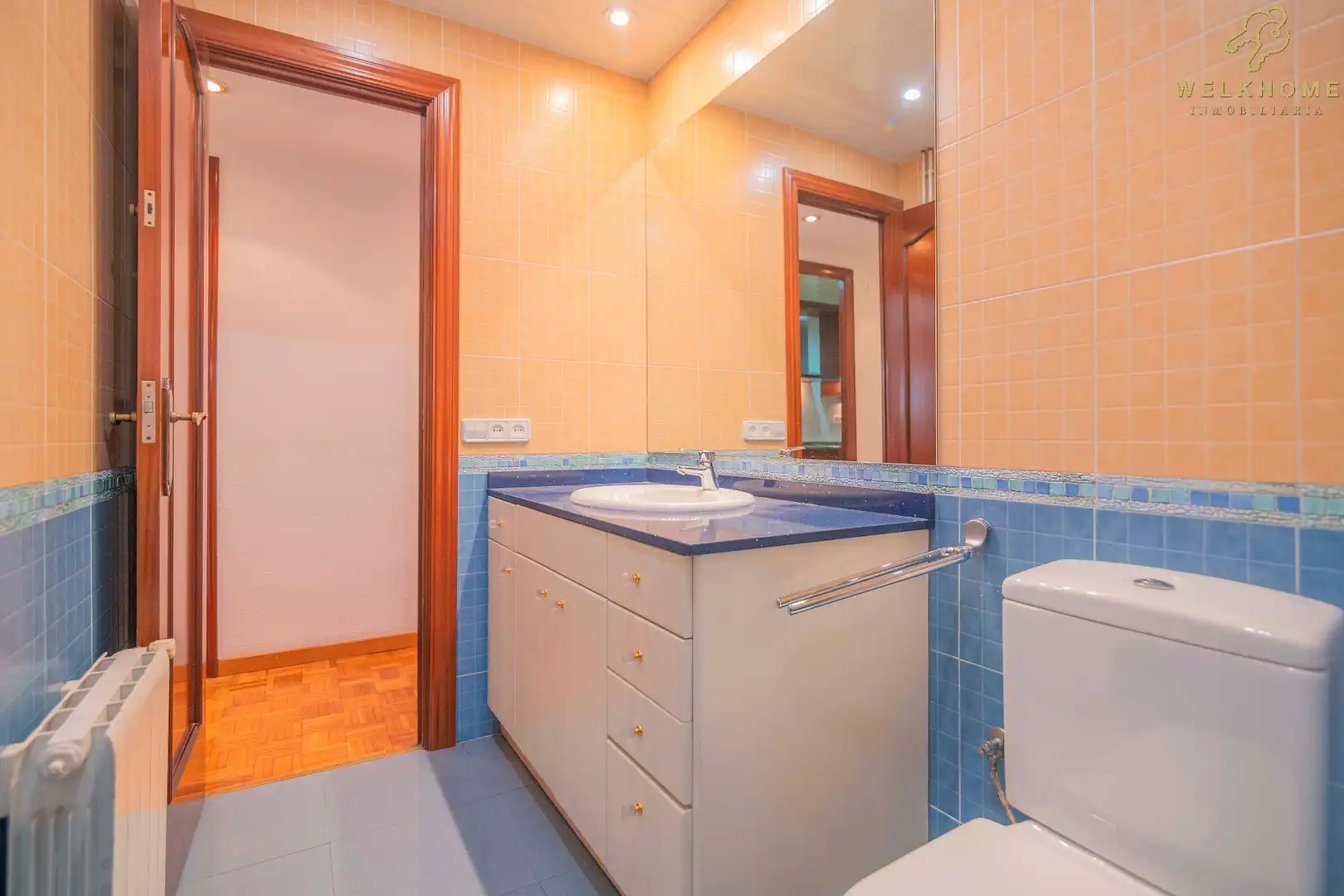 Baño de Ático en venta en Barcelona con Aire acondicionado, Calefacción y Terraza