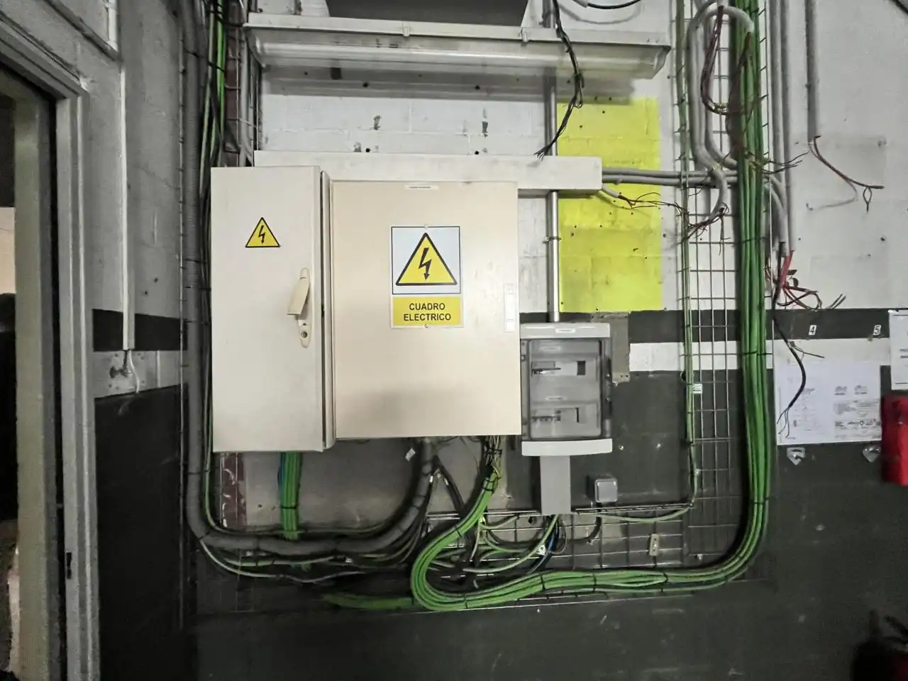 Industrial buildings for rent in Polinyà  with Heating and Alarm