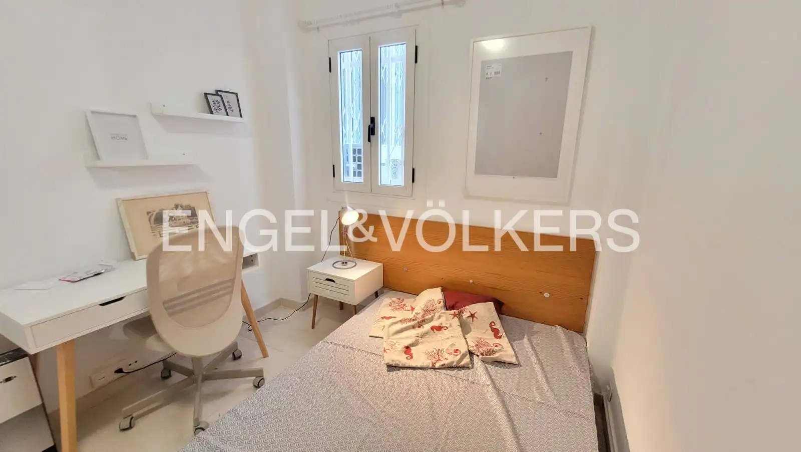 Bedroom of Flat for rent in Valencia  with Air Conditioner and Heating