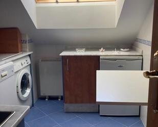 Cuina de Apartament de lloguer en Villafranca del Bierzo