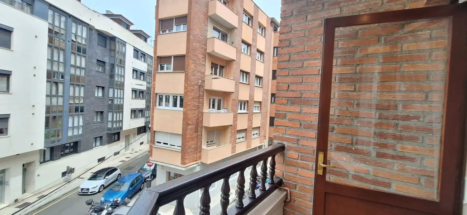 Balcony of Flat for rent in Gijón   with Heating, Terrace and Swimming Pool