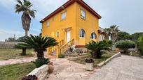 Vista exterior de Casa o xalet en venda en Riba-roja de Túria amb Aire condicionat, Jardí privat i Parquet