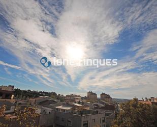 Vista exterior de Pis en venda en Terrassa amb Calefacció, Terrassa i Internet