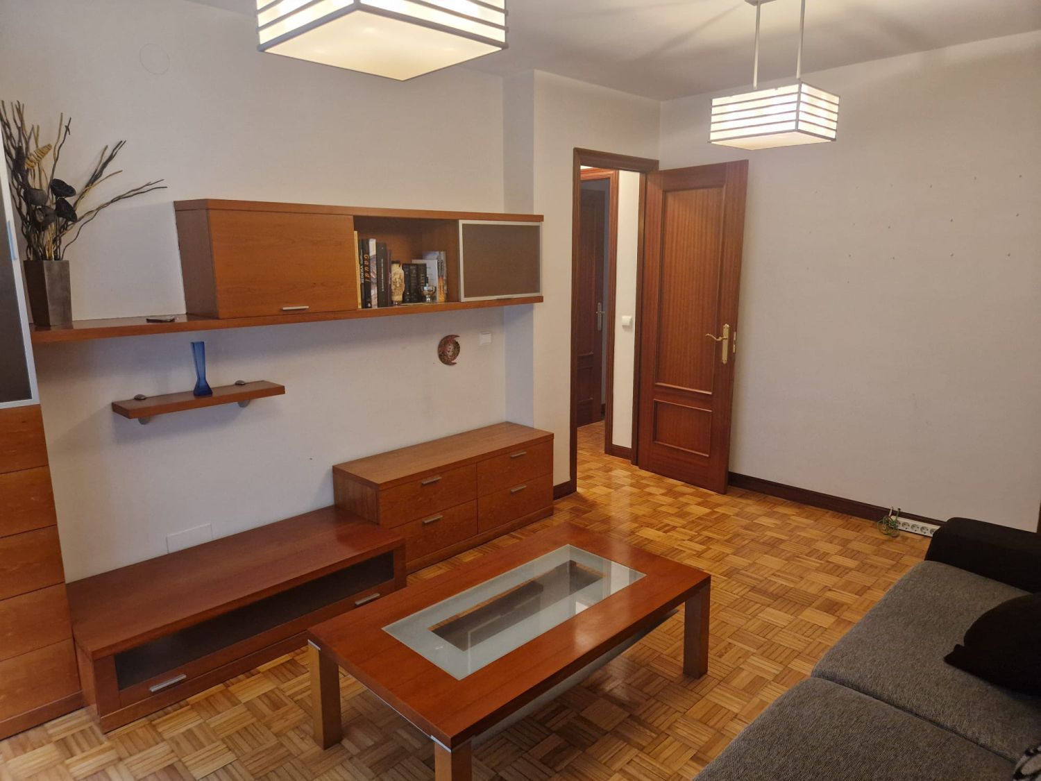 Living room of Flat to rent in Torrelavega   with Heating, Parquet flooring and Storage room