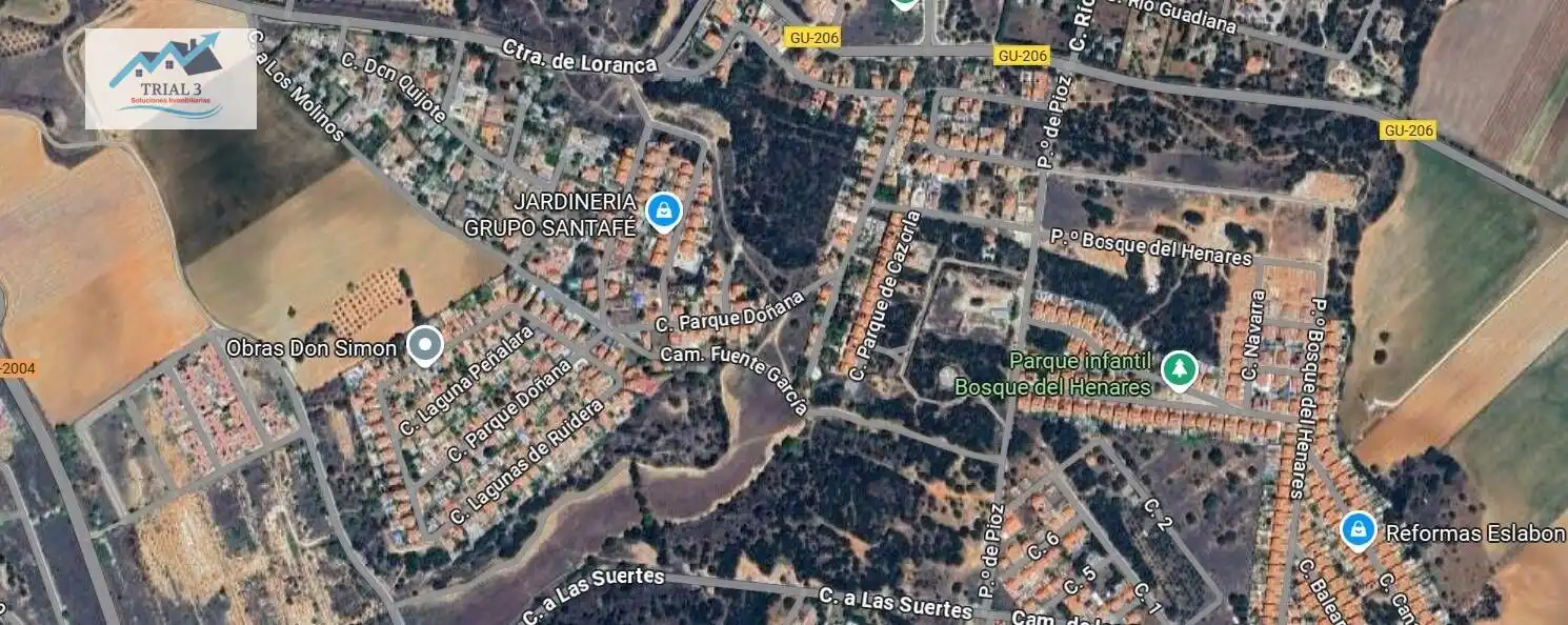 Casa o xalet en venda en Pioz amb Jardí privat