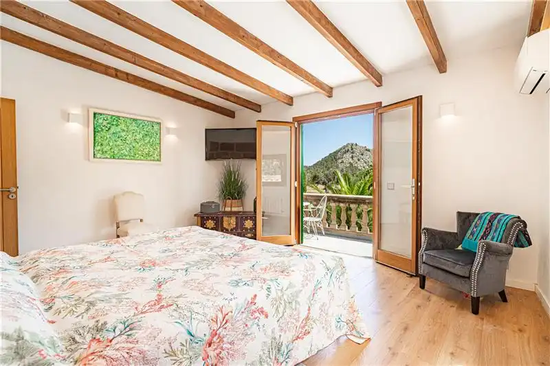 Dormitori de Finca rústica en venda en Pollença amb Aire condicionat, Calefacció i Jardí privat