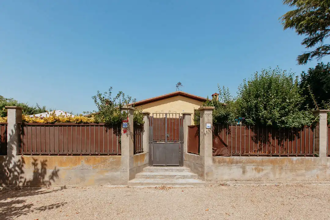 Vista exterior de Casa o chalet en venta en Lupiñén-Ortilla con Aire acondicionado, Calefacción y Jardín privado
