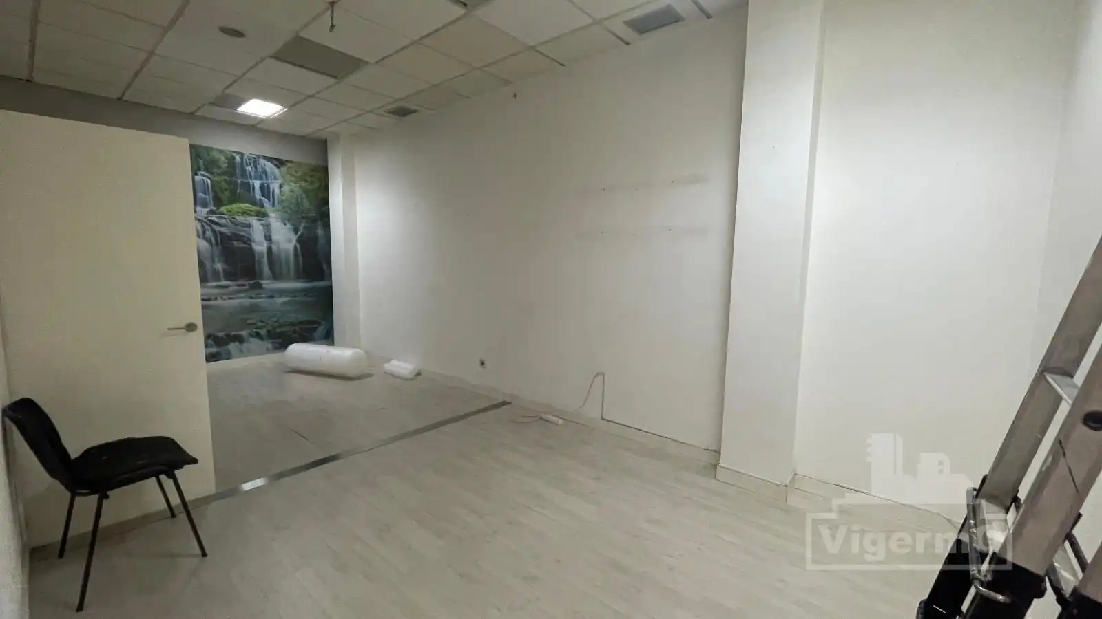 Commercial properties for sale in Población de Arroyo
