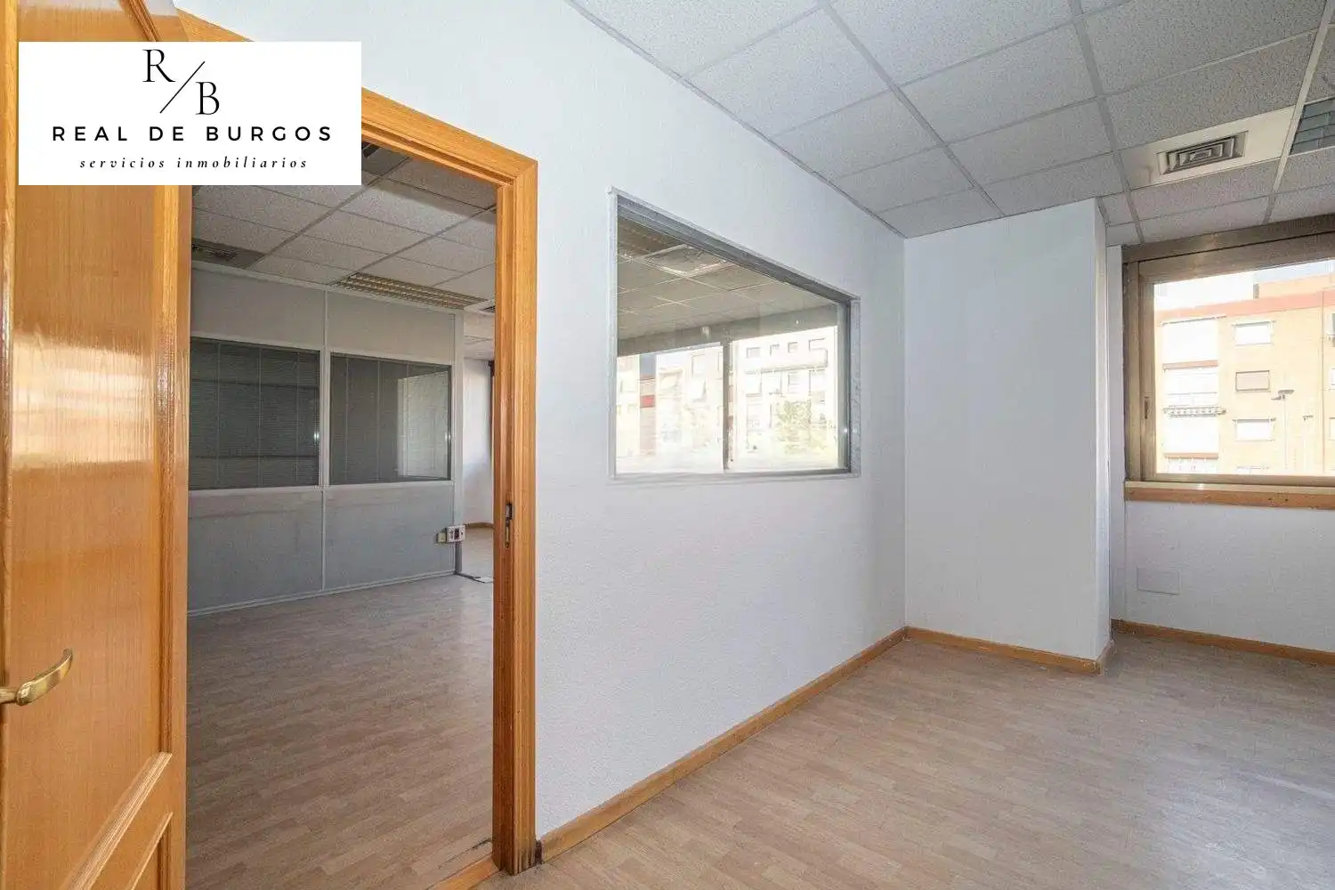 Office for rent in Valladolid  with Air Conditioner and Heating