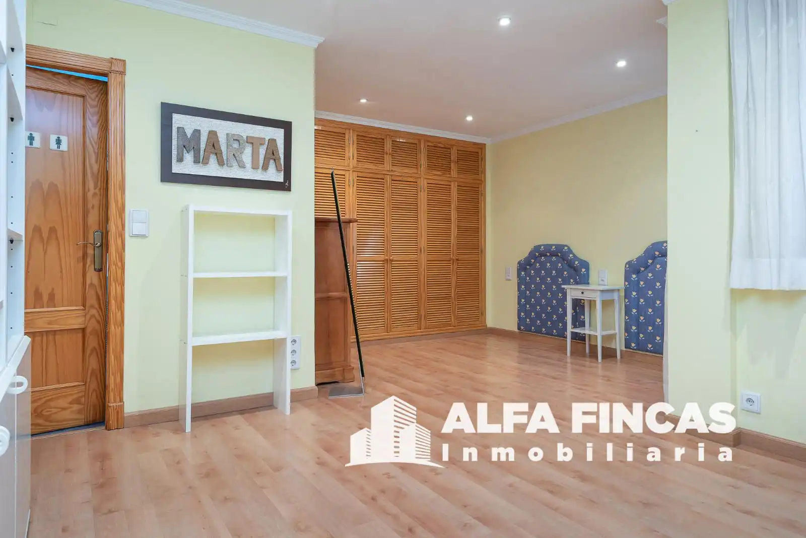 Vista exterior de Piso en venta en San Clemente con Aire acondicionado y Calefacción
