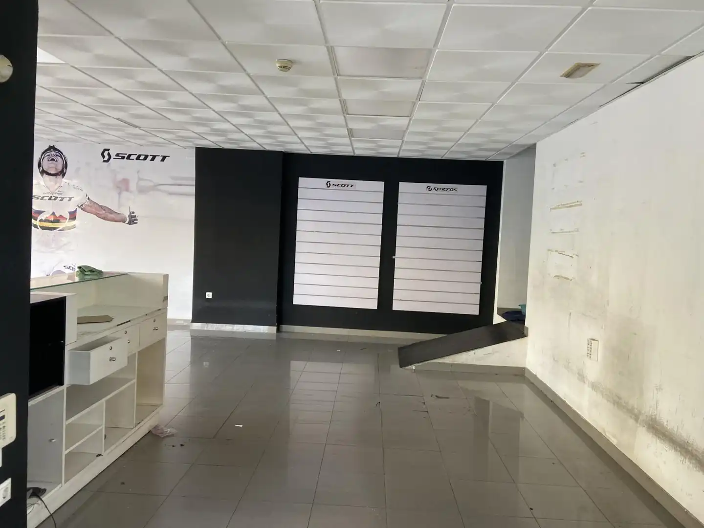Local comercial en venta en Avenida de Carlos III, imagen 6