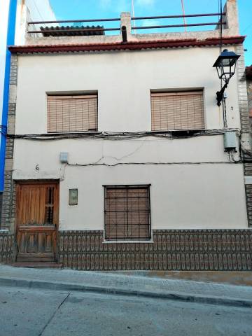 Casa adosada en Venta en Campo de Criptana