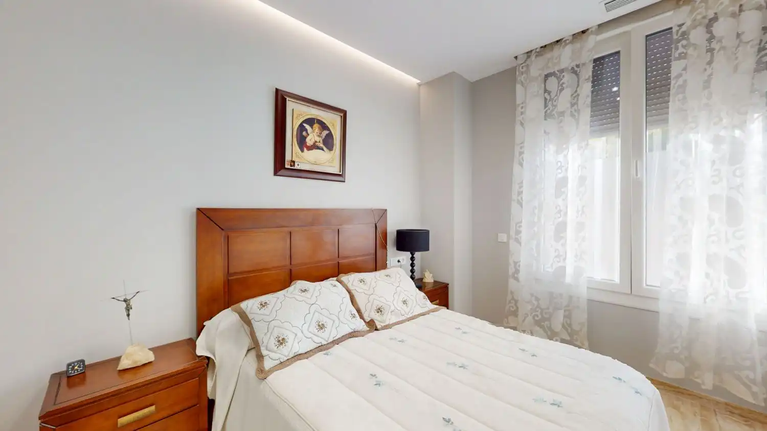 Habitación de Piso en venta en Sevilla con Aire acondicionado y Calefacción
