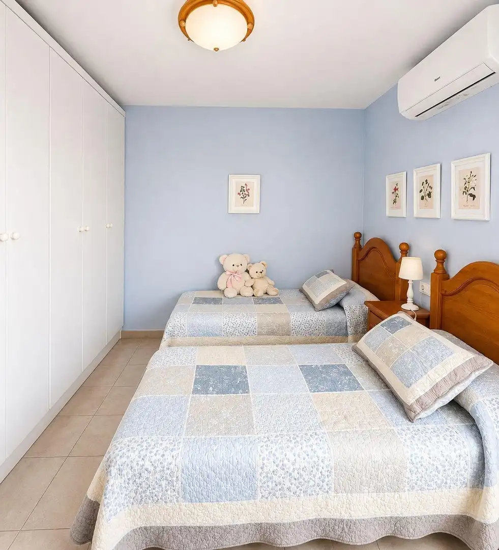 Dormitori de Pis en venda en Salou amb Aire condicionat, Terrassa i Moblat