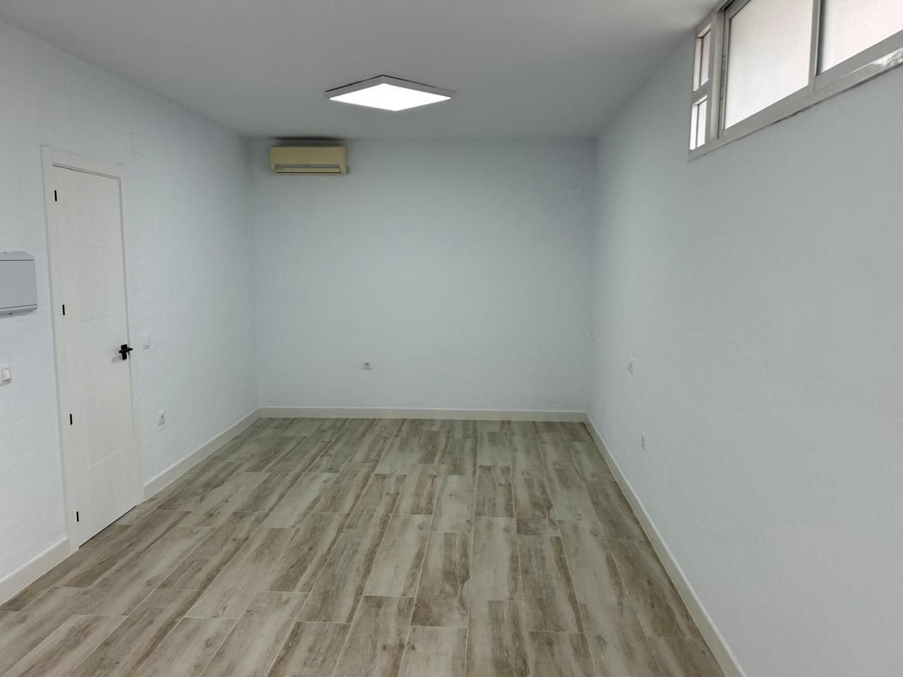 Study for sale in Cártama  with Air Conditioner and Heating