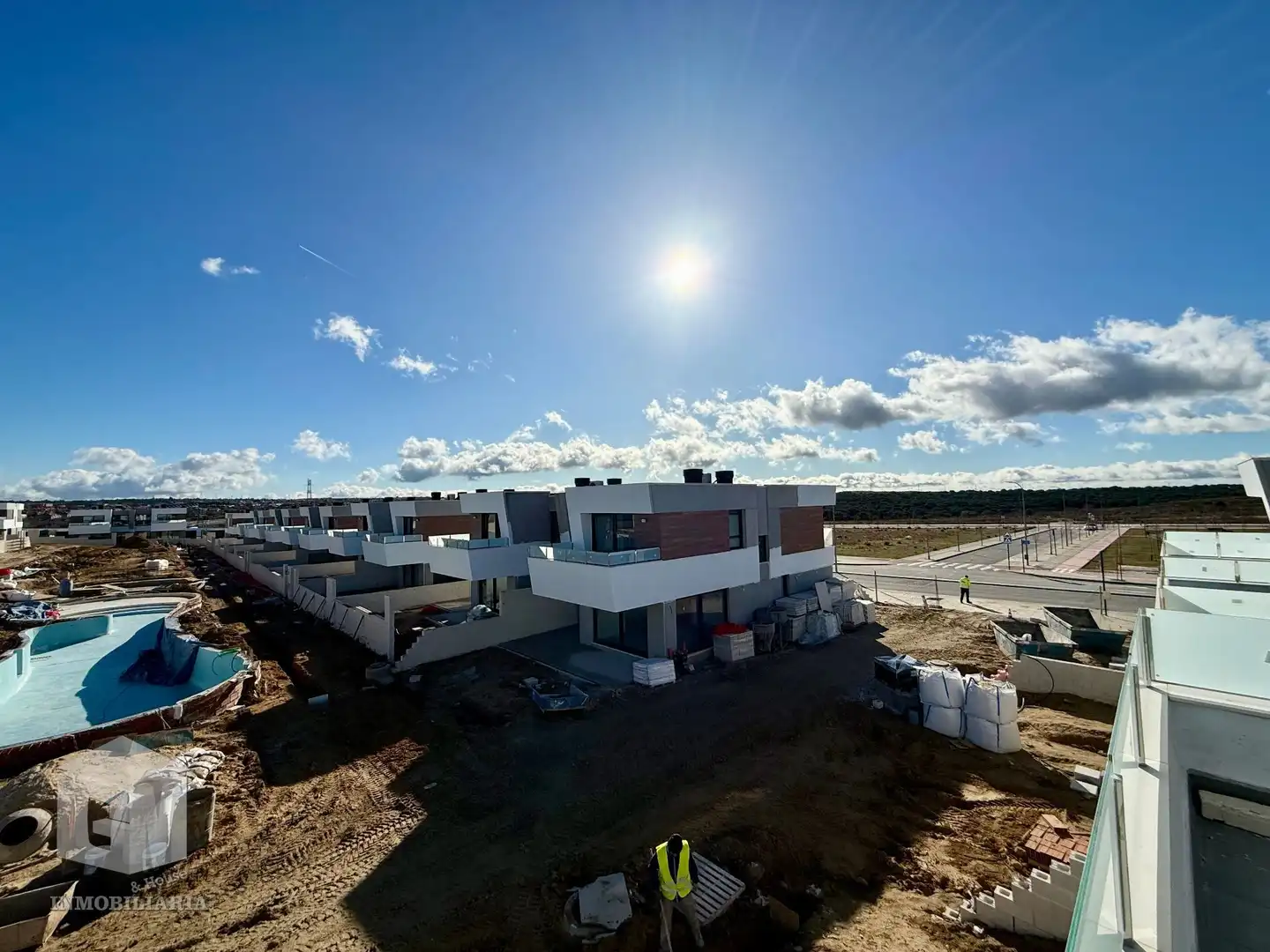 Vista exterior de Casa adosada en venta en Villaviciosa de Odón con Calefacción, Jardín privado y Terraza