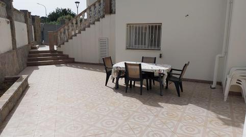 Foto 2 de Casa adosada en venda a Enric Morera, La Franquesa - Oasis Park, El Vendrell